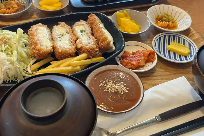 돈돈 용전점 치즈 돈까스