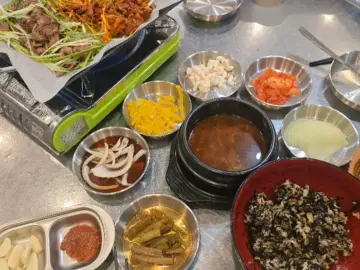 동해의 불꽃, 추억을 굽는 연탄불고기 맛집 이야기