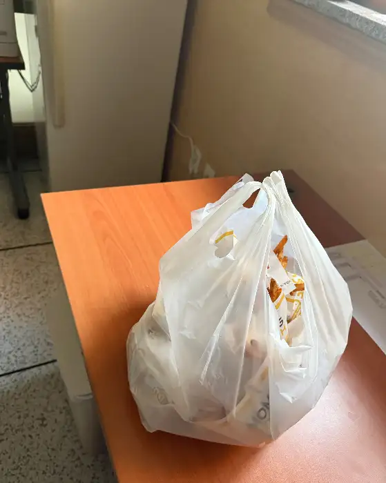 맘스터치 포장 봉투