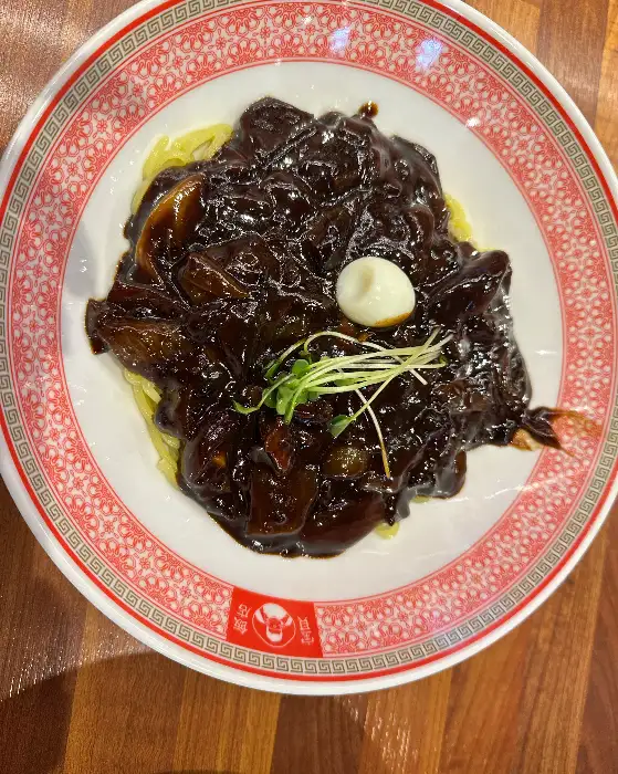 보배반점 짜장면 클로즈업