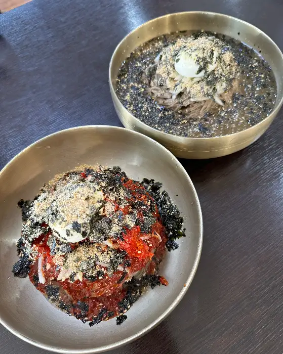 물막국수와 비빔막국수