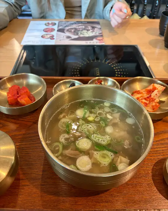 냉면장수의 다양한 메뉴판