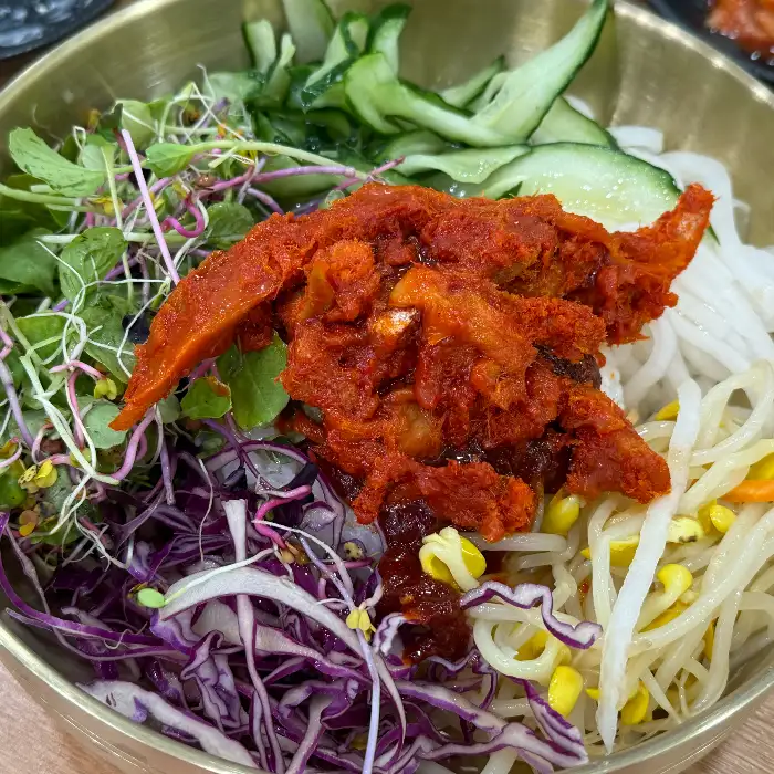 푸짐한 코다리 냉면 모습