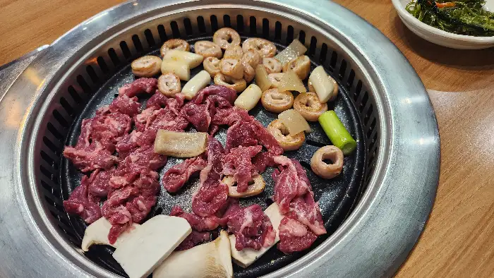 푸짐한 곱창전골 비주얼