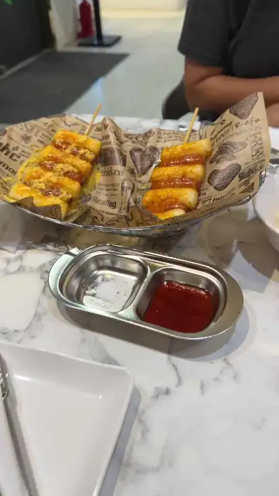 맛있게 양념된 소떡소떡