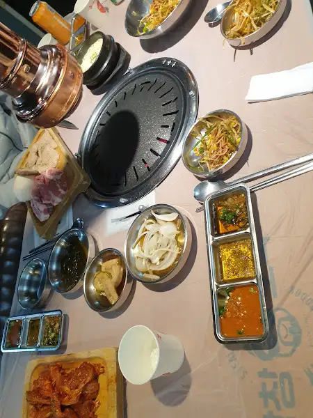 테이블 세팅