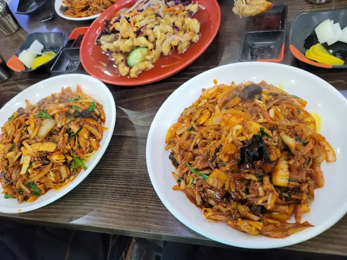 푸짐한 야끼우동