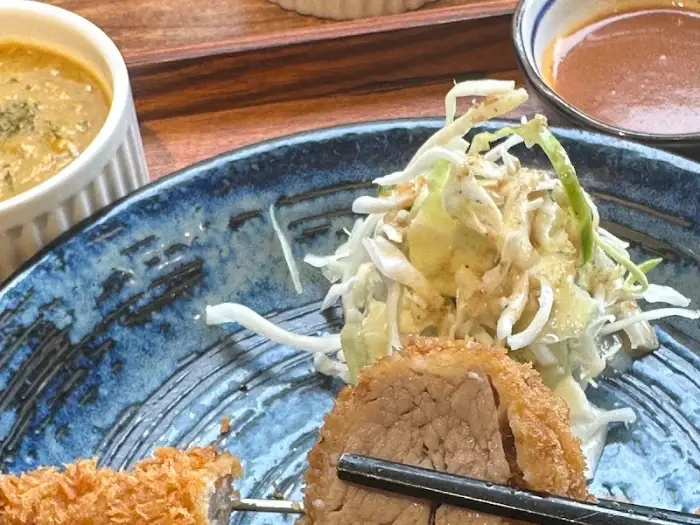 치즈가 쭉 늘어나는 치즈까스