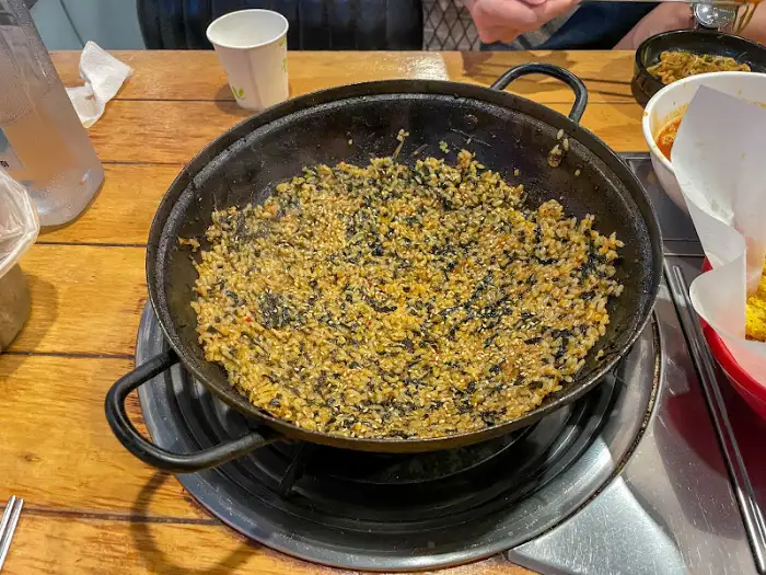 닭도리탕 국물에 볶아낸 볶음밥