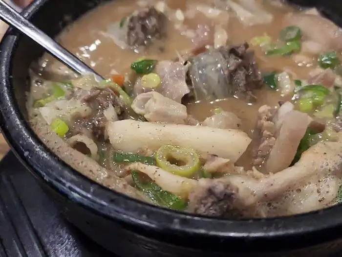 만복순대국 산본점의 순대국 클로즈업