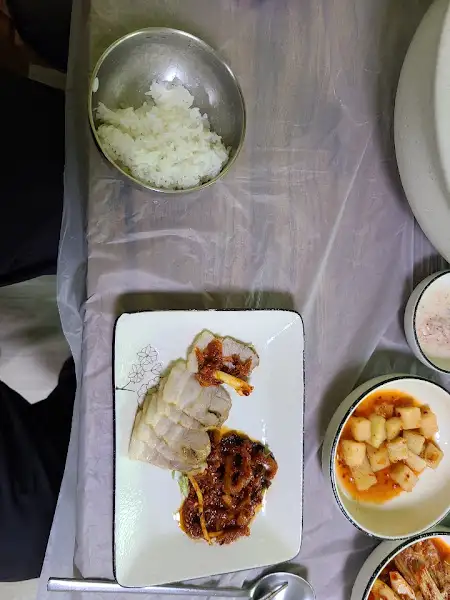 플레이팅된 보쌈