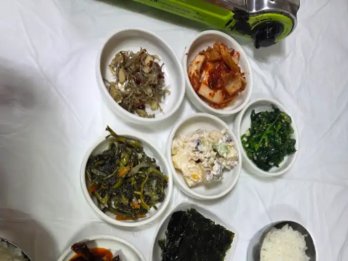 다양한 밑반찬