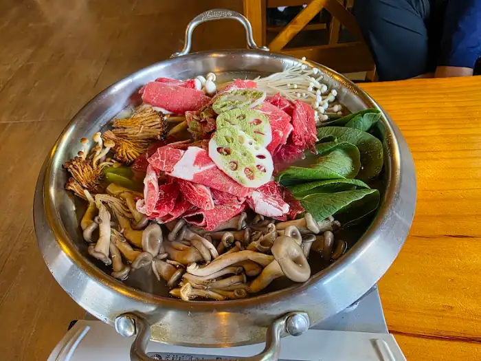 연잎밥정식의 푸짐한 구성