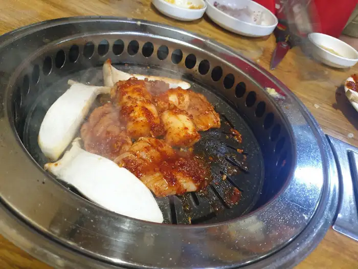 다양한 부위의 돼지갈비
