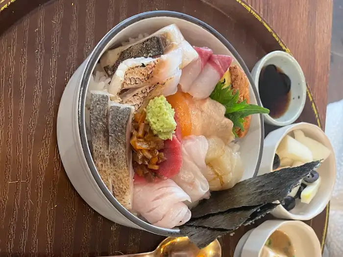 카이센동 비주얼