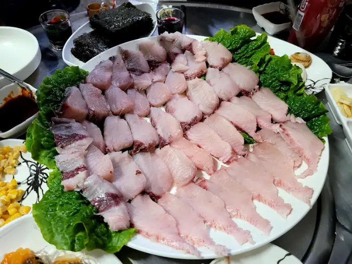 삼치회