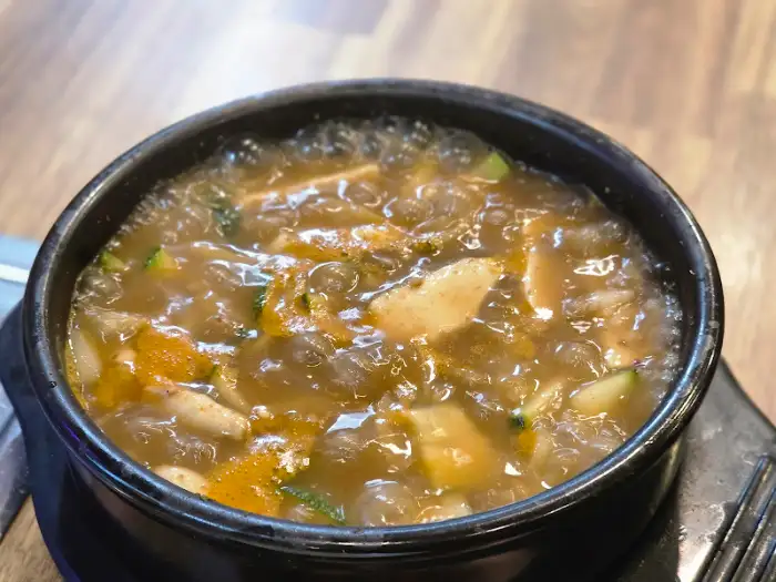 보글보글 끓고 있는 된장찌개