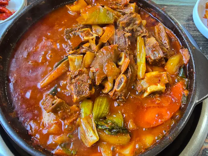 옛날 금호식당 매콤한 갈비찜