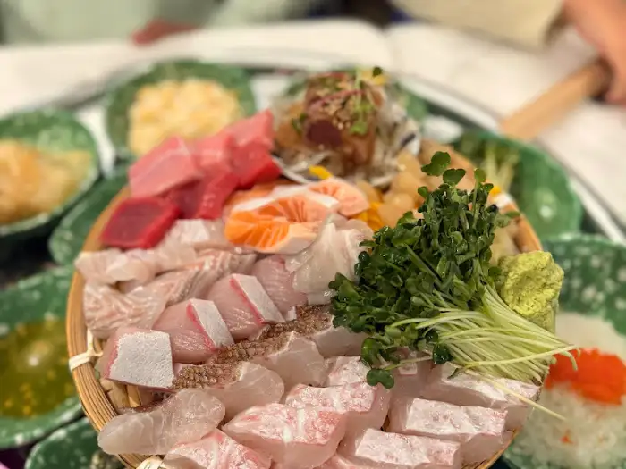 다양한 생선으로 구성된 메인 숙성회