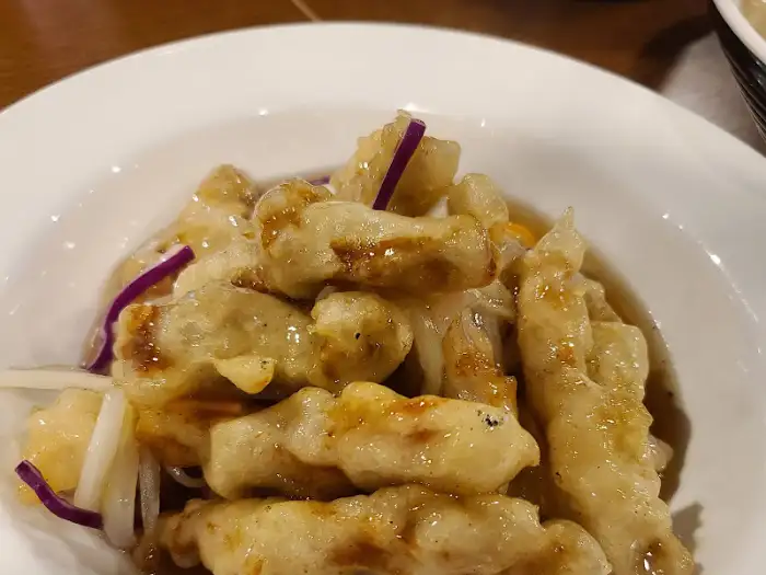 계란 프라이가 올라간 짜장면