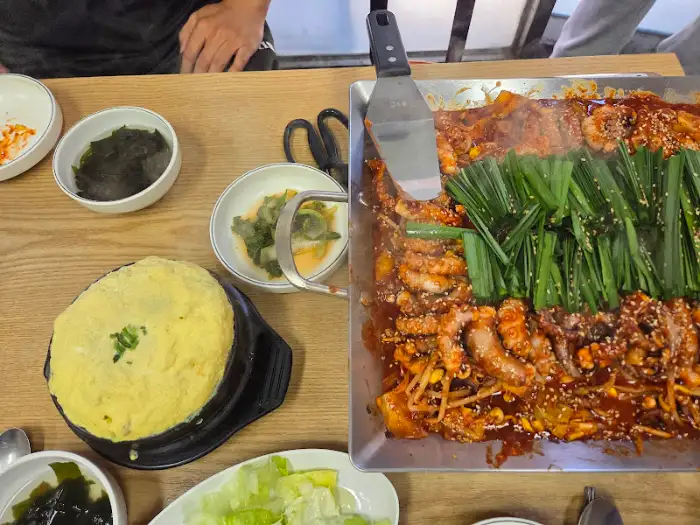 계란찜과 낙지볶음