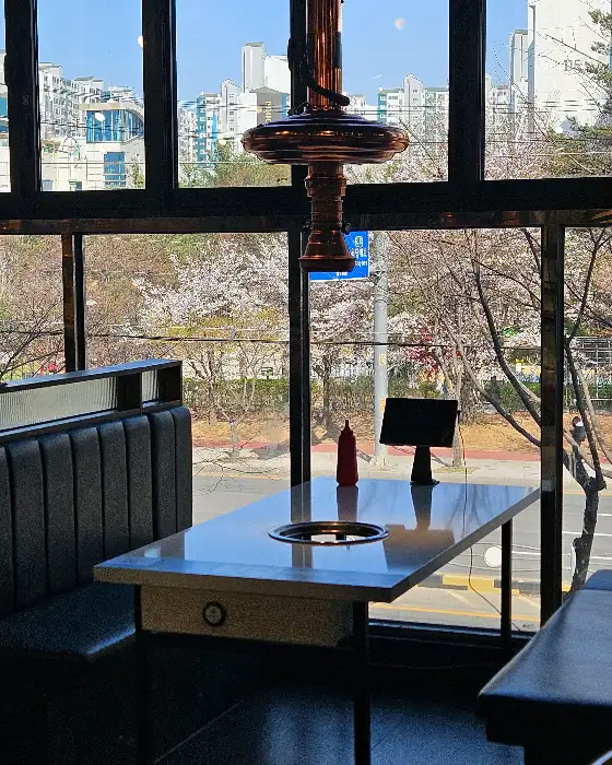 테이블 세팅 모습