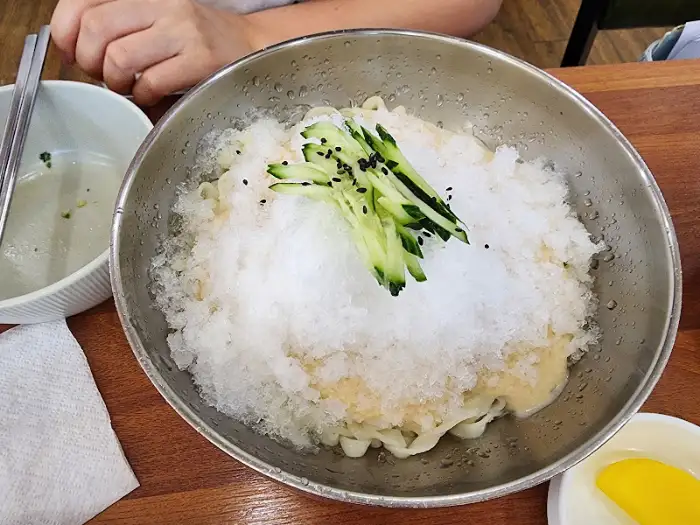 냉콩국수 사진