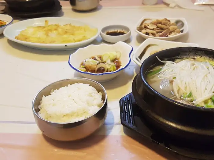백궁회초밥식당 대구탕과 밥