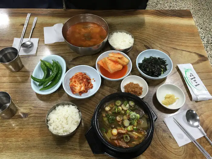 진양식당 상차림