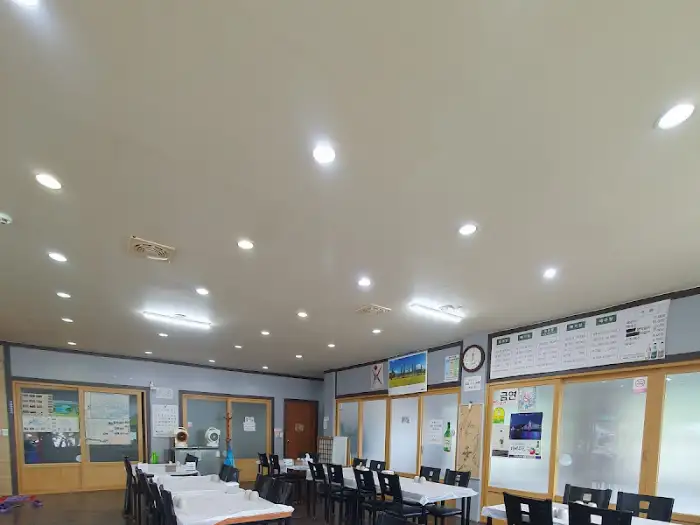 신풍정 내부 홀 전경