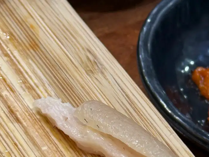 꽃가람 제주성산일출봉점 돔베고기 껍데기 부분