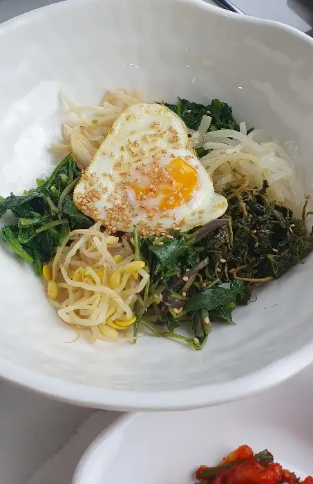 돌솥비빔밥