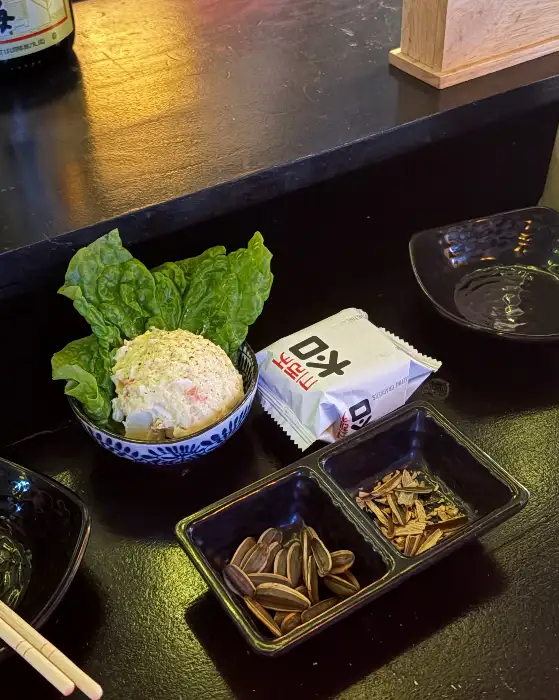 맛있는 감자샐러드와 곁들여 먹는 곁들임 음식