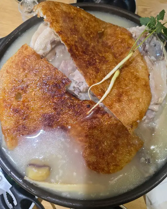 누룽지와 닭고기, 그리고 국물