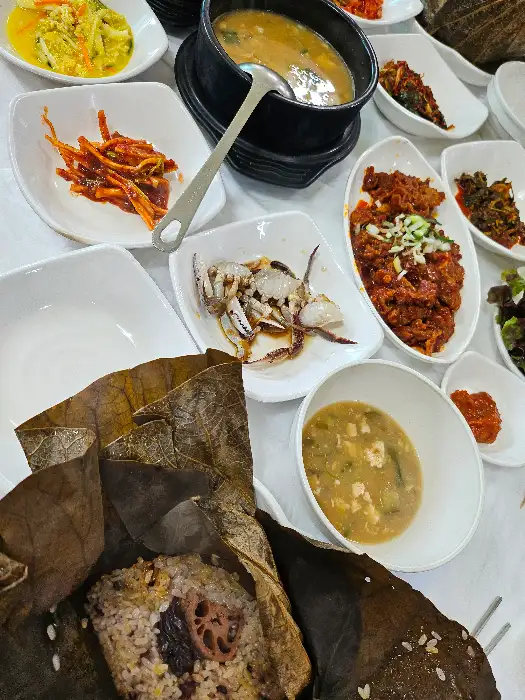 연잎밥과 된장찌개, 고등어조림