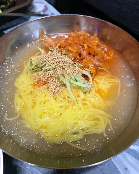 시원한 김치말이 국수
