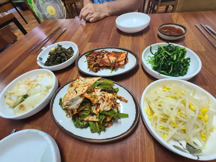 다양한 곁들임 반찬