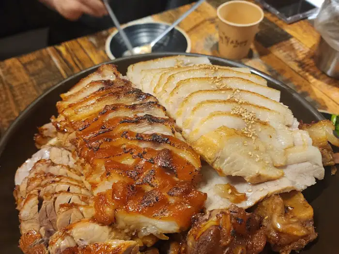화덕 족발 보쌈 한 접시