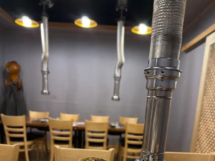 매장 내부 조명