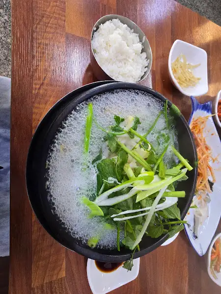 맑고 투명한 지리 복국