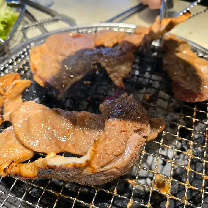 다양한 부위의 돼지고기