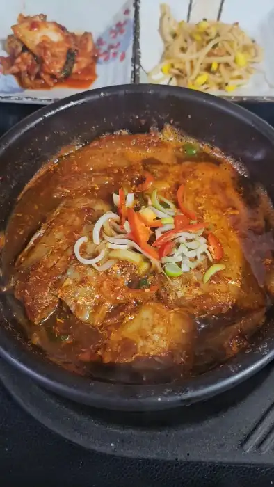 성게미역국의 푸짐한 모습