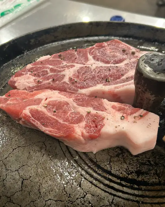 사당역 목구멍 삼겹살의 신선한 모습