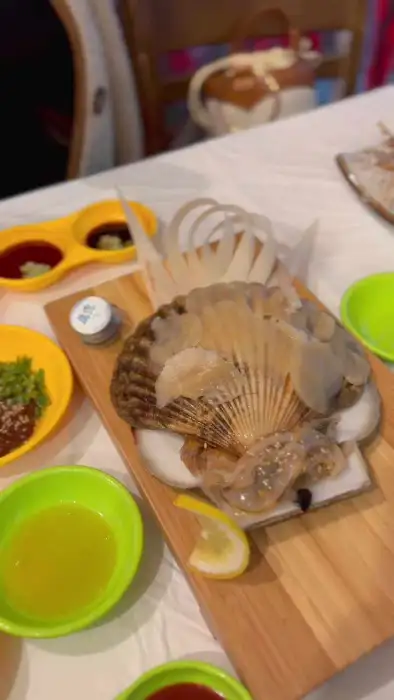 푸짐한 물회