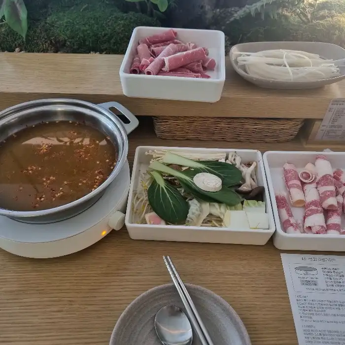 안산 샤브샤브 샤브로21 완성된 샤브샤브 한상