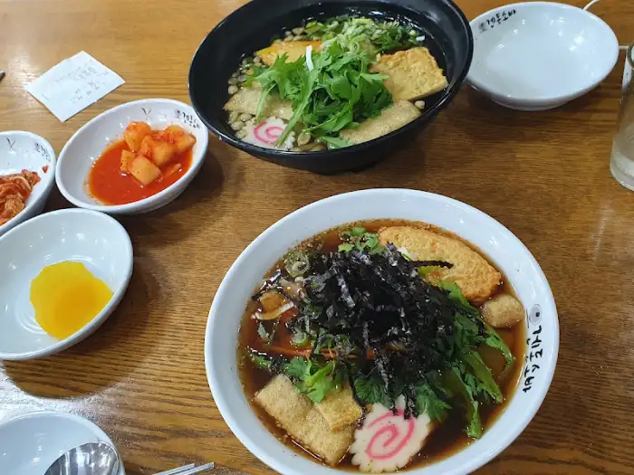 건튼소바의 온소바와 반찬