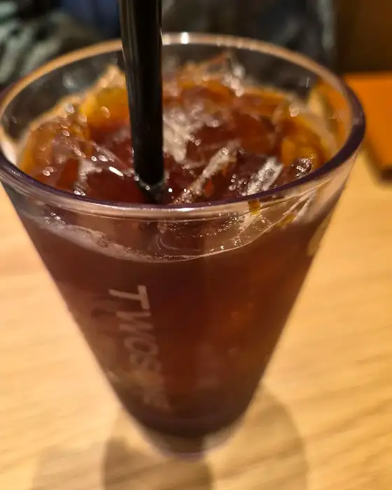 시원한 아이스 아메리카노