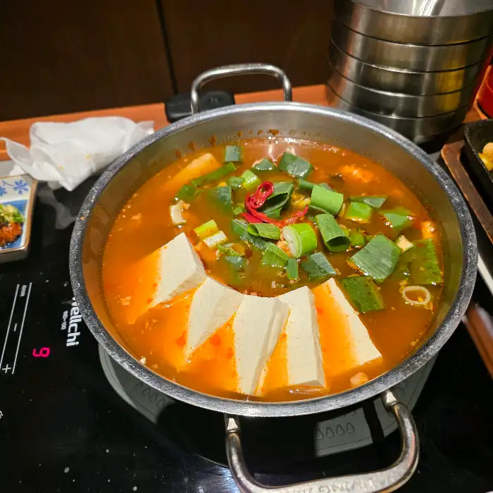 매콤한 매운탕