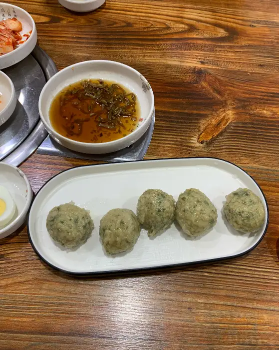 냉제육과 소스