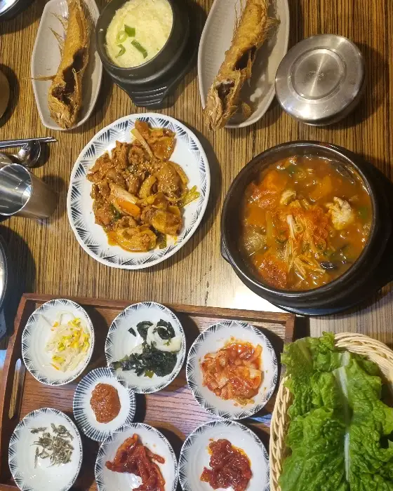 다양한 밑반찬